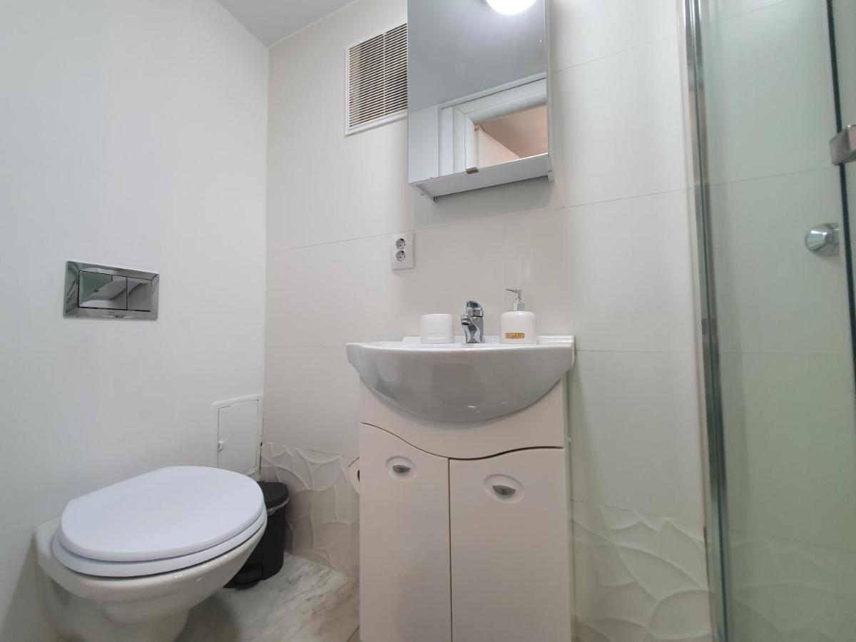Aparthotel Arena Cluj Napoca Bagian luar foto