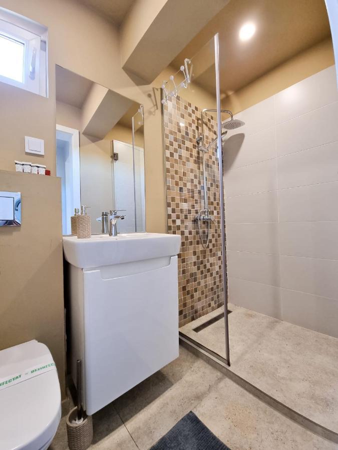 Aparthotel Arena Cluj Napoca Bagian luar foto