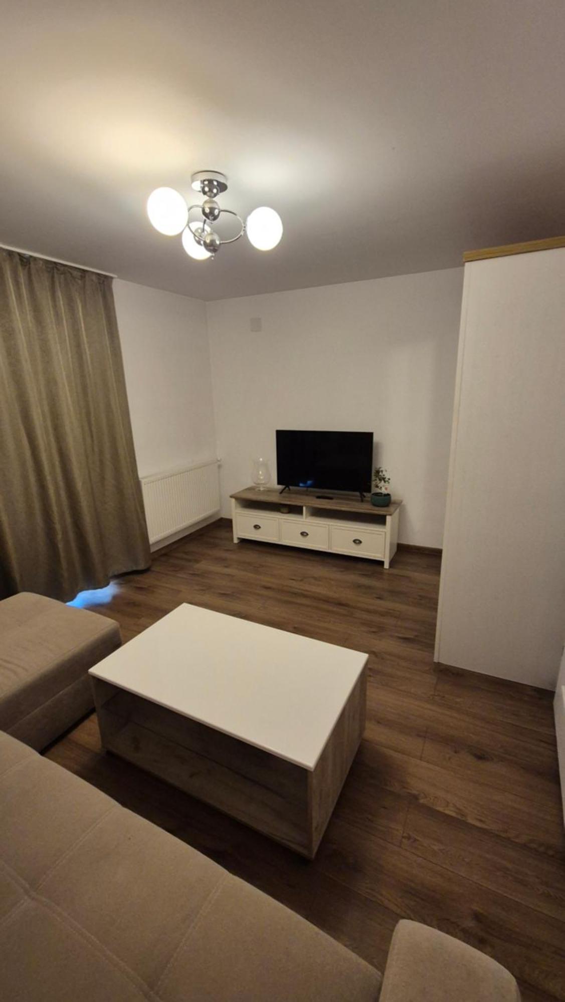 Aparthotel Arena Cluj Napoca Bagian luar foto